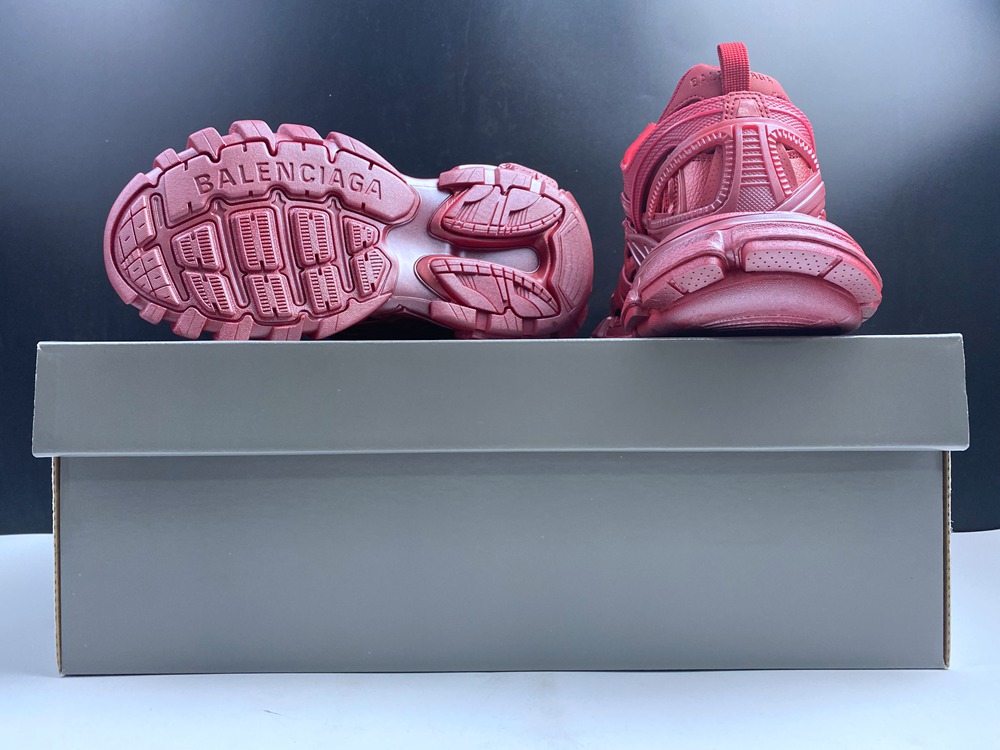 BLG TRACK SNEAKER RED